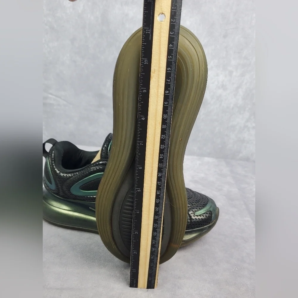 New Nike Air Max 720 Throwback Future‎ AQ3196-003 Size 6.5Y. Msrp $160